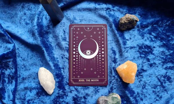 moon tarot card 18